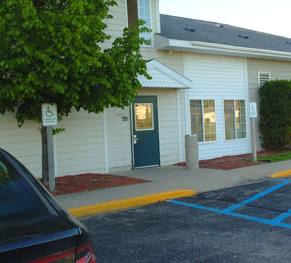 American Inn And Suites Houghton Lake Exterior foto