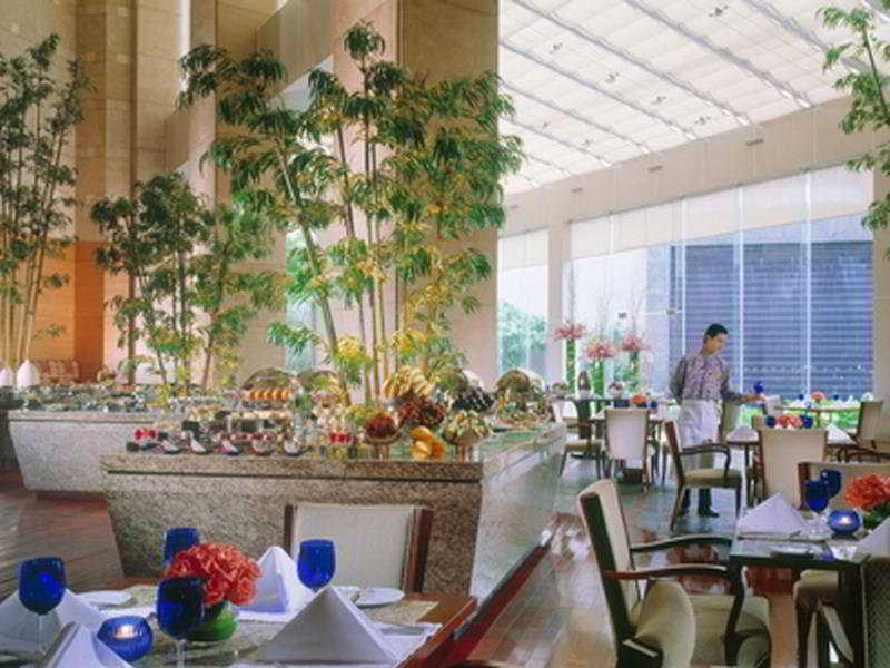 Sheraton Dongguan Hotel Exterior foto
