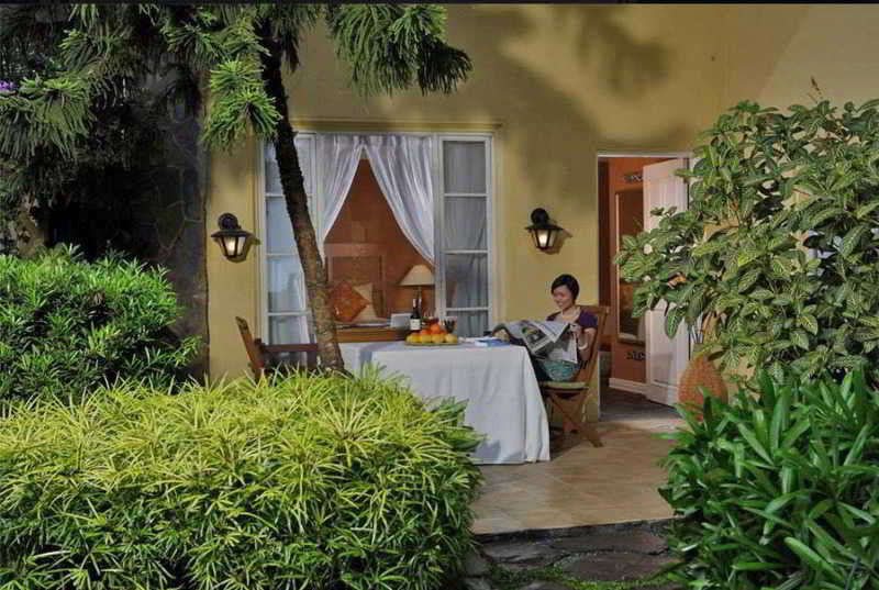 Discovery Country Suites Tagaytay City Exterior foto