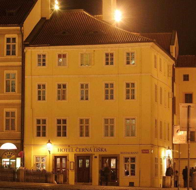 Cerna Liska Hotel Praga Exterior foto