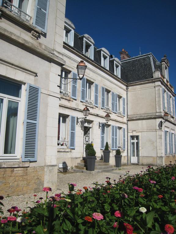 Hôtel Les Maréchaux Auxerre Exterior foto