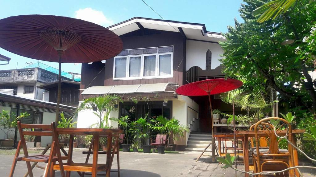 Aree Guest House Lampang Exterior foto
