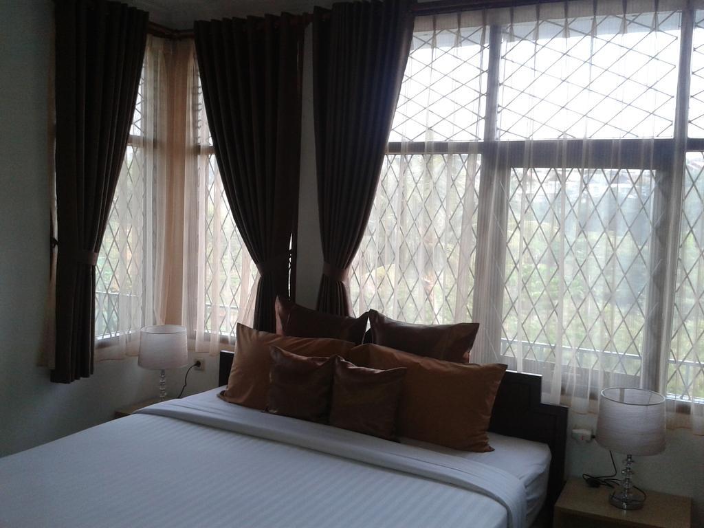 The Valley Resort Hotel Bandung Exterior foto