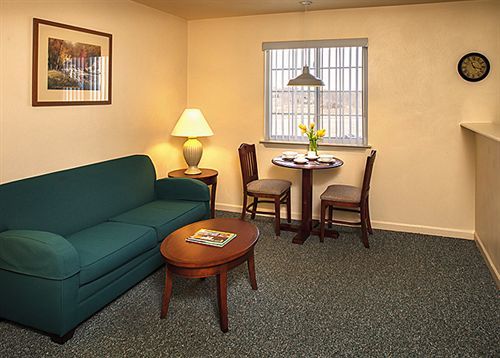 Affordable Suites Concord Exterior foto