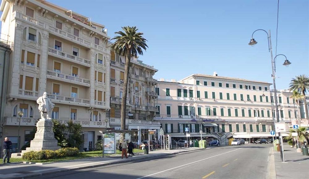 Hotel Mediterranee Génova Exterior foto
