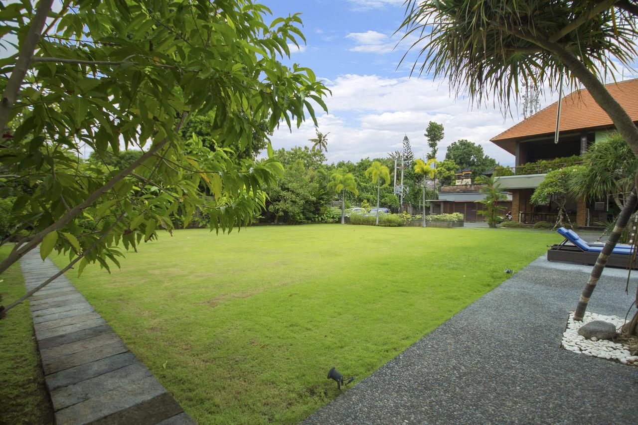 Kubu Cempaka Seminyak Hotel Exterior foto