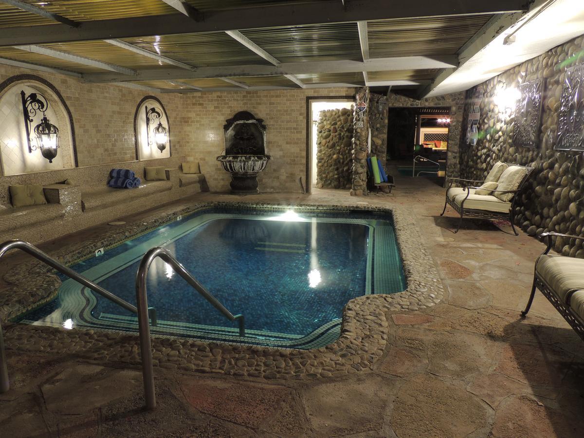 Tuscan Springs Hotel & Spa Desert Hot Springs Exterior foto