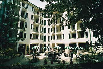 Center Hotel Salzburgo Exterior foto