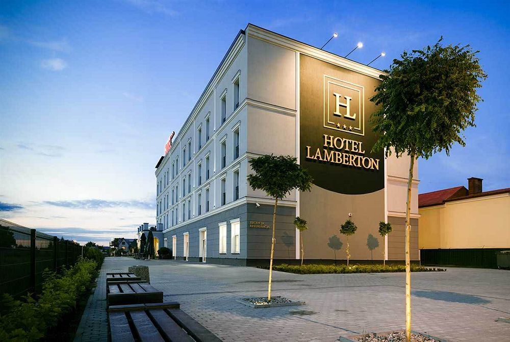 Hotel Lamberton Ołtarzew Exterior foto
