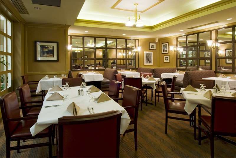 Embassy Suites By Hilton Atlanta Airport Restaurante foto