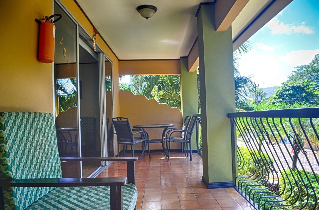 Hotel Mangaby Playa Hermosa  Exterior foto