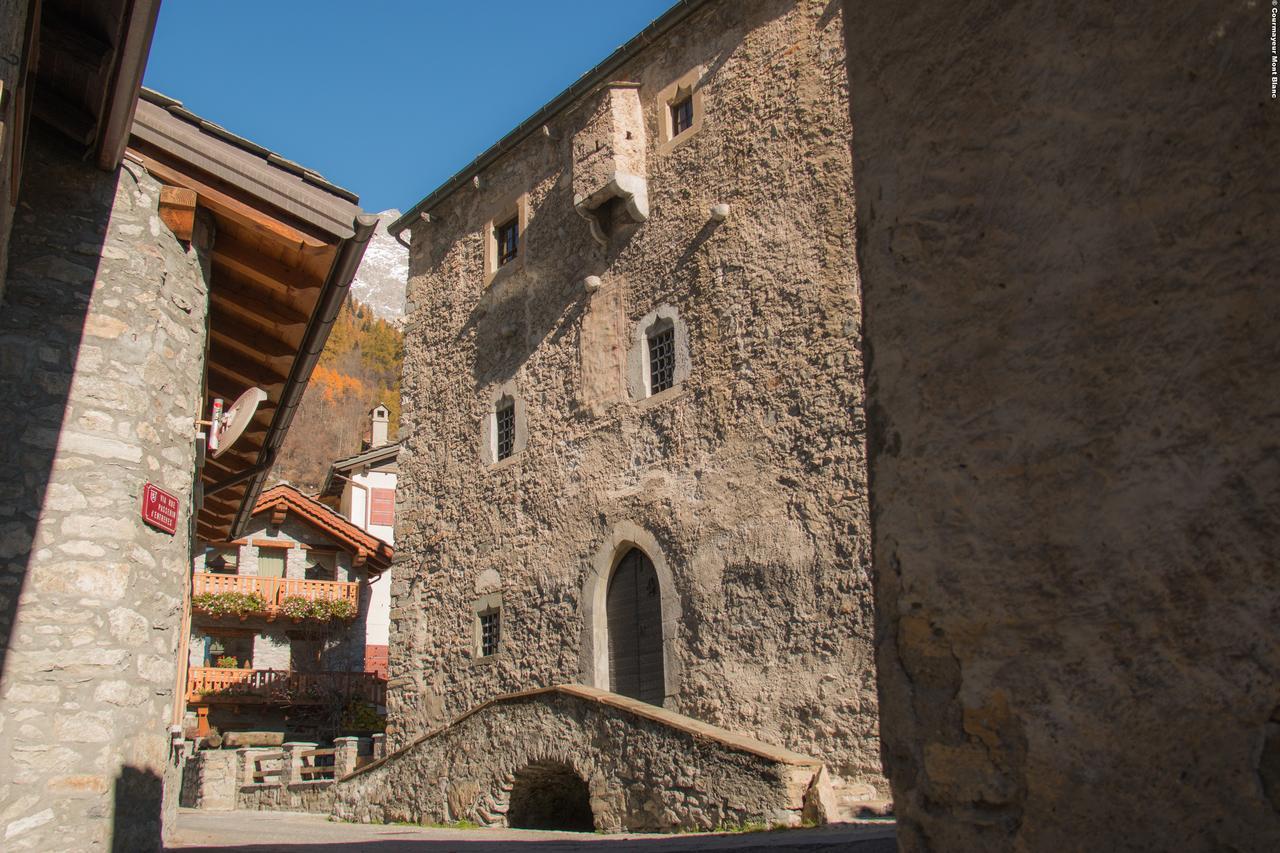 Auberge De La Maison Courmayeur Exterior foto