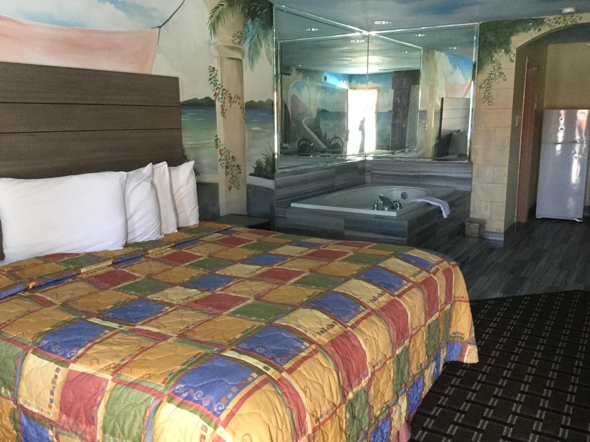 Luxury Inn And Suites Seaworld San Antonio Exterior foto