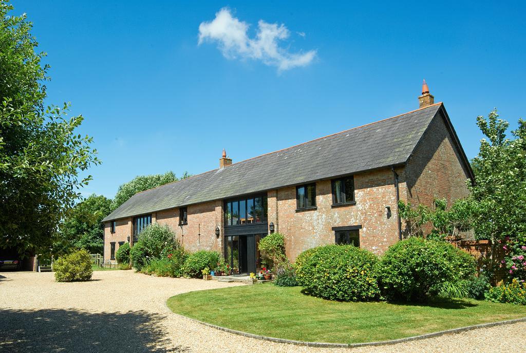 Hilltop Barn Blandford Forum Exterior foto