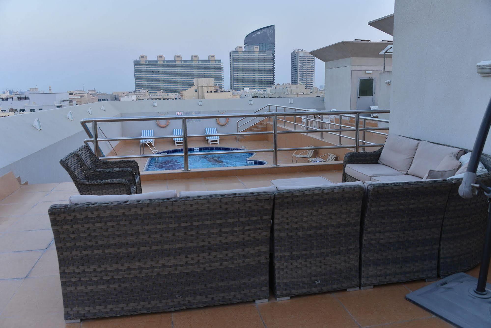 Desert Rose Hotel Apartments Dubai Exterior foto
