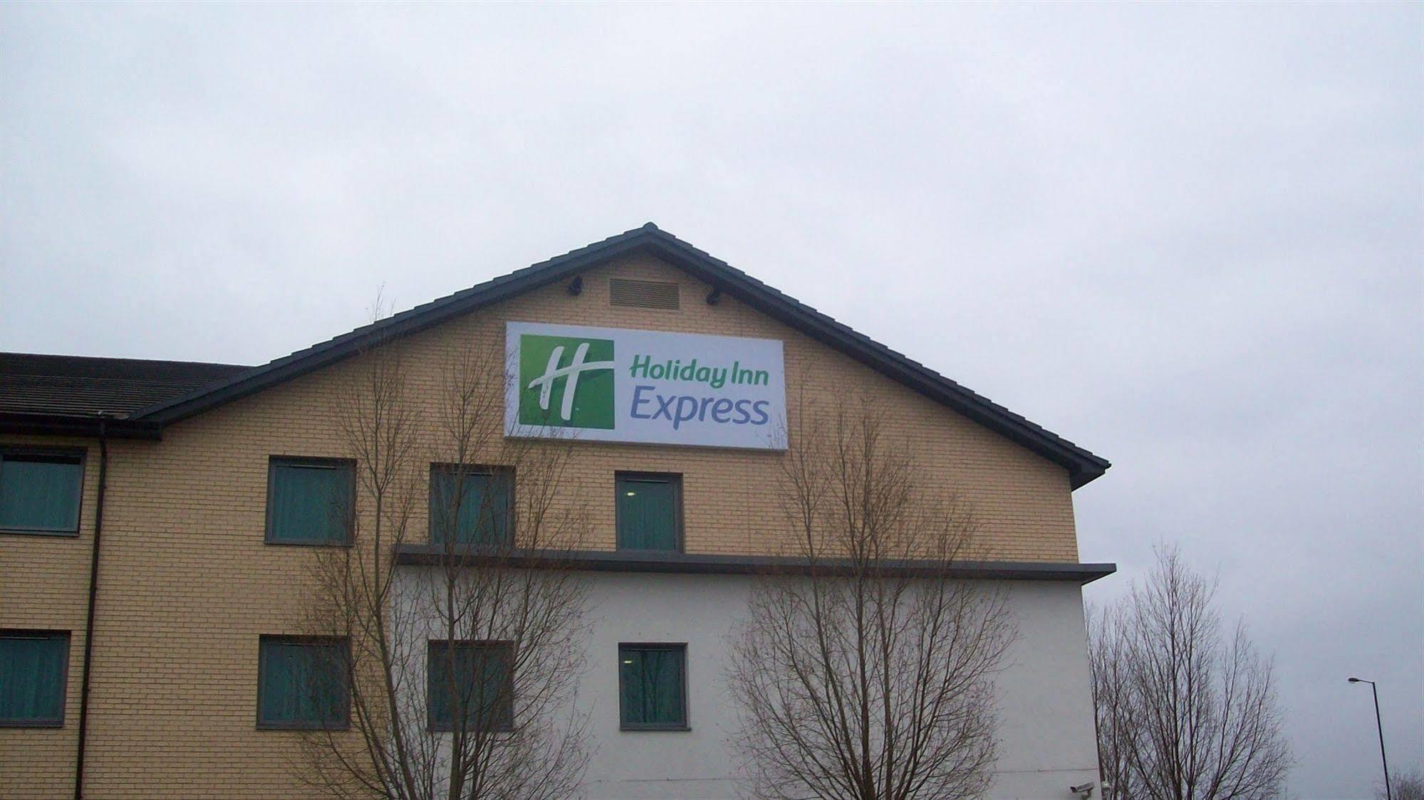 Holiday Inn Express Doncaster, An Ihg Hotel Exterior foto