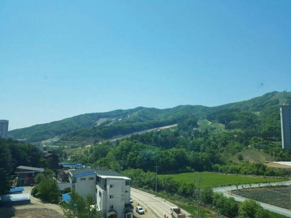 Phoenix Greentel Pyeongchang Exterior foto