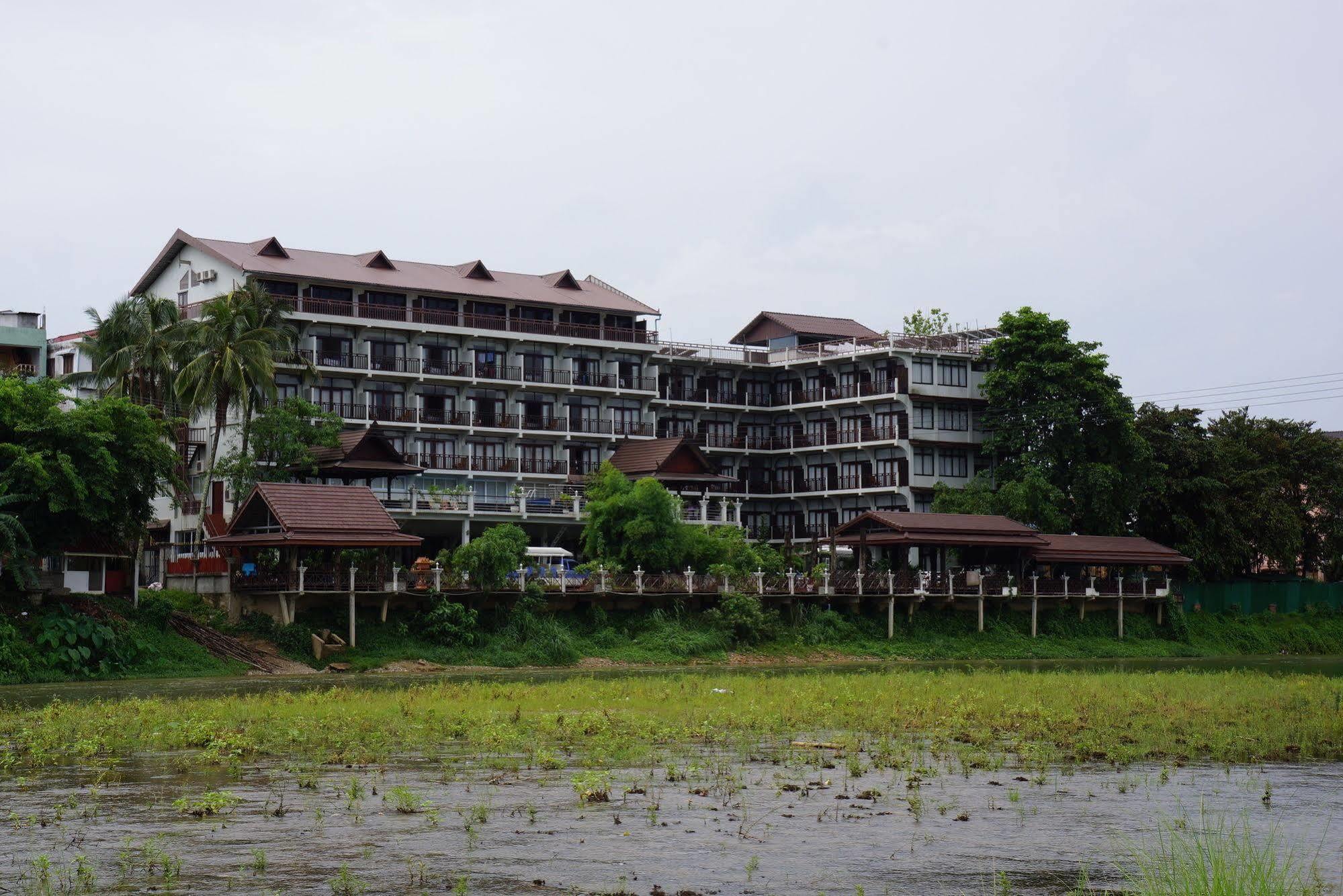 Silver Naga Hotel Vang Vieng Exterior foto