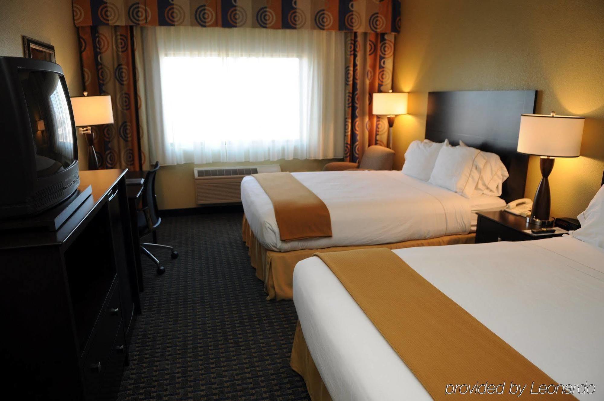 Holiday Inn Express & Suites Phoenix/Chandler Quarto foto