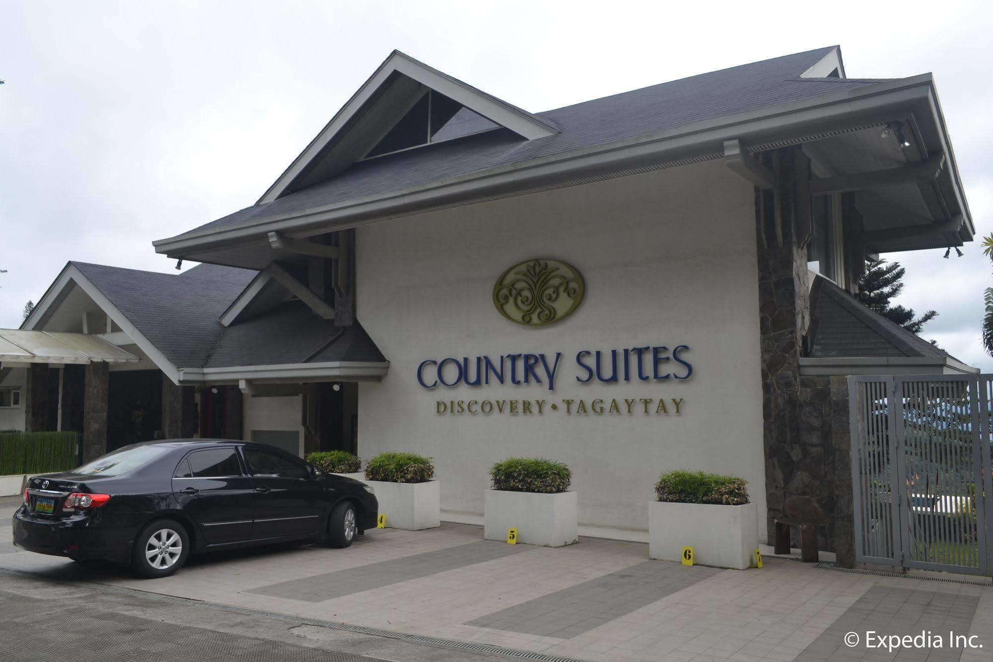 Discovery Country Suites Tagaytay City Exterior foto