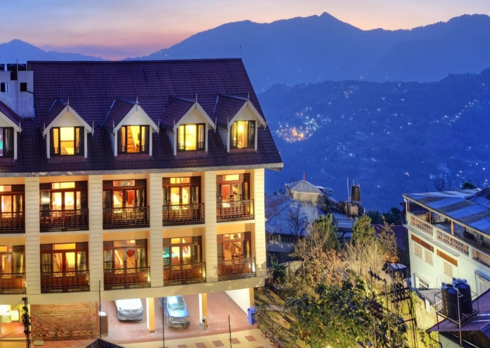 Golden Crescent Resort & Spa Gangtok Exterior foto