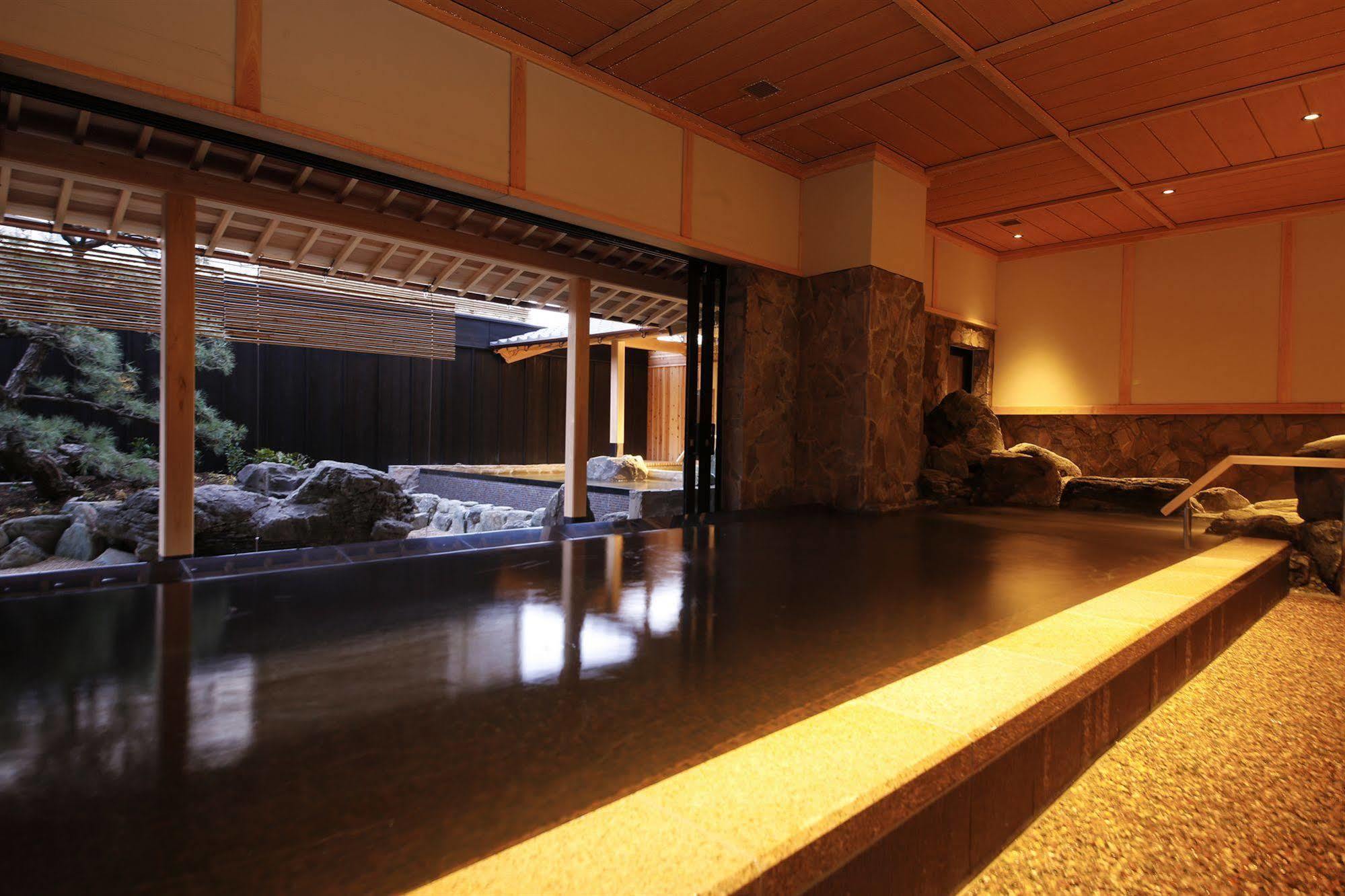 Awaji Hamarikyu Hotel Minamiawaji Exterior foto