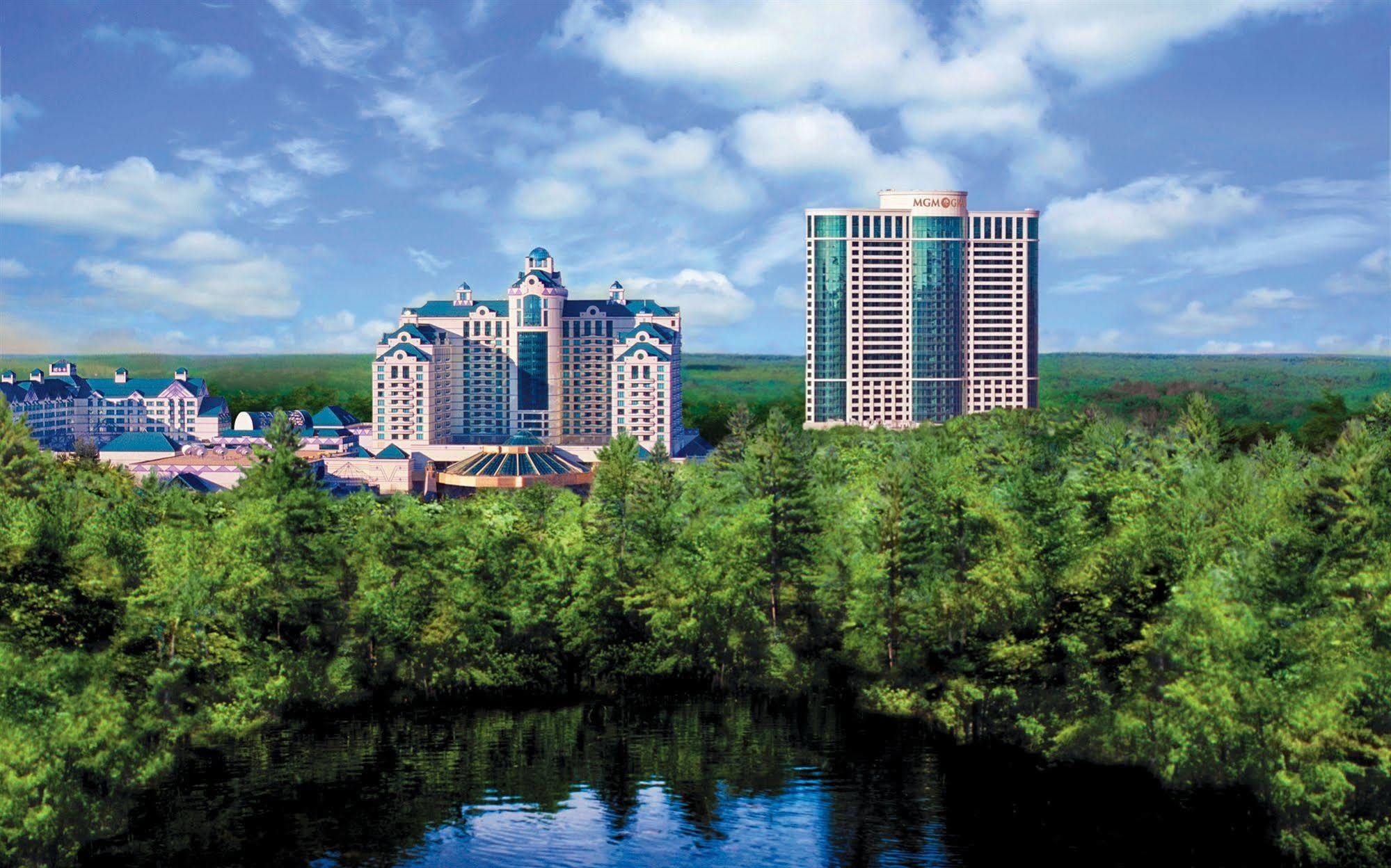 Grand Pequot Tower At Foxwoods Hotel Mashantucket Exterior foto