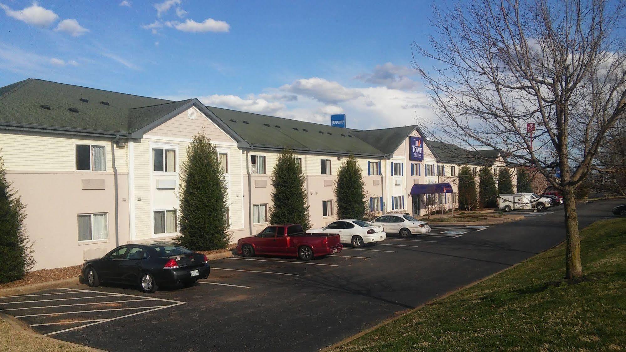 Intown Suites Extended Stay Clarksville Tn Exterior foto