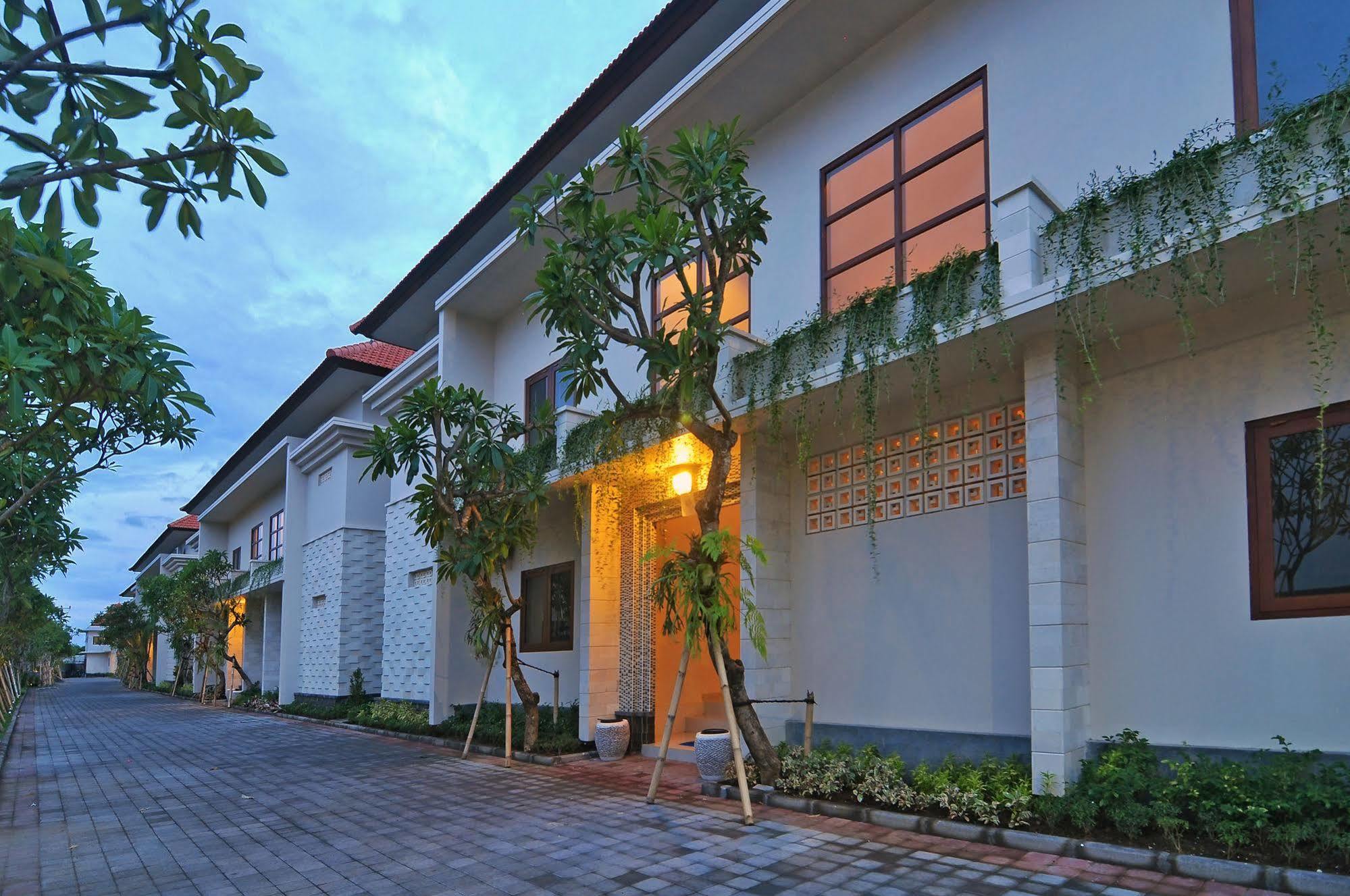 Taman Ayu Town House Aparthotel Legian Exterior foto