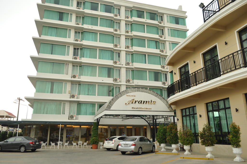Aramis Hotel Nakhon Sawan Exterior foto