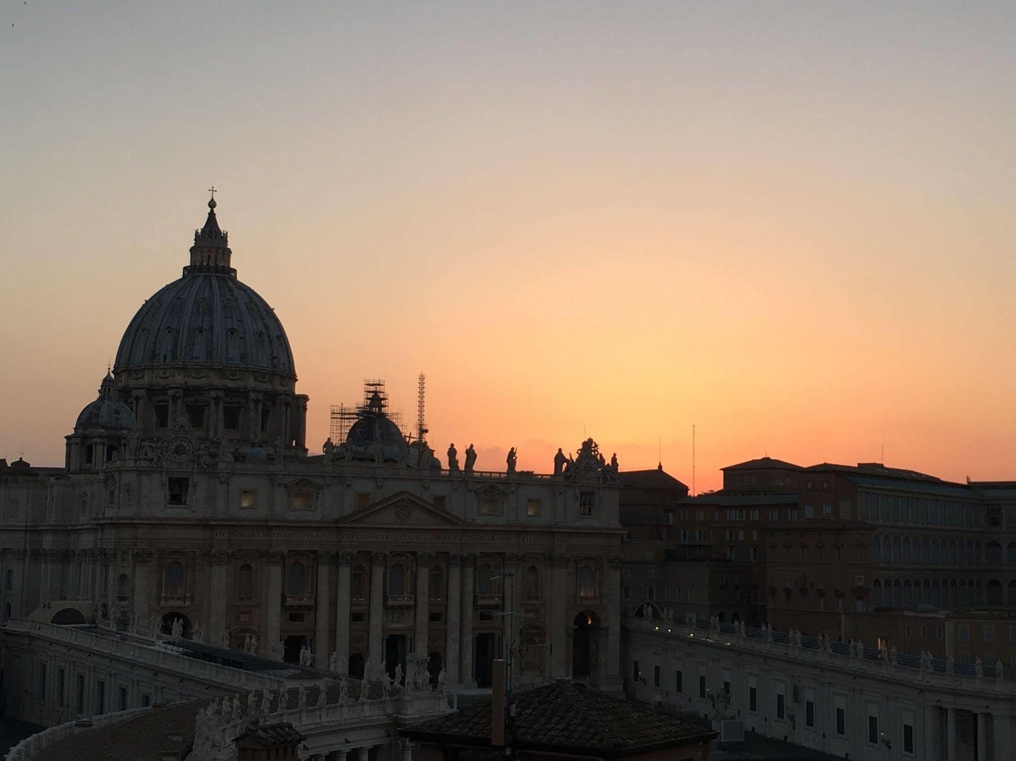 Sotto La Cupola Acomodação com café da manhã Roma Exterior foto