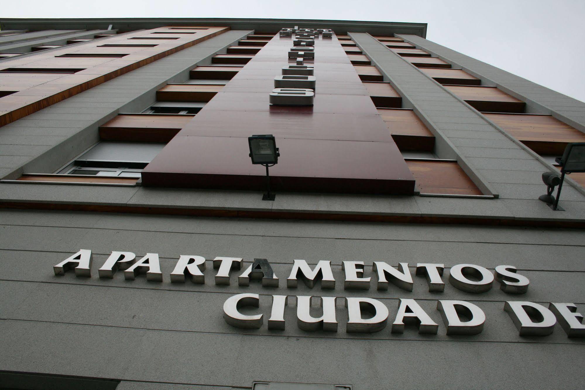 Hotel Apartamentos Ciudad De Lugo Exterior foto