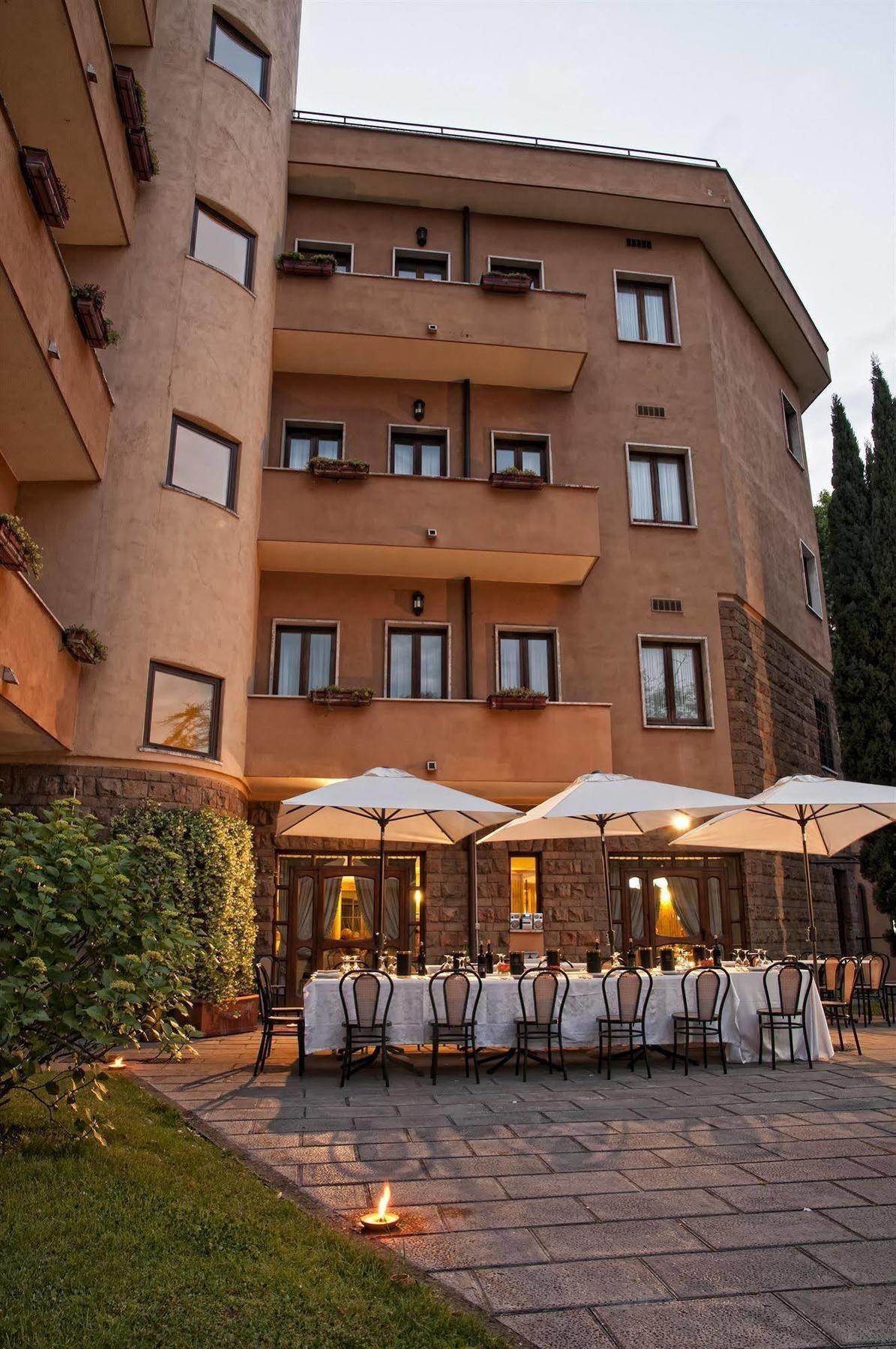 Hotel Cilicia Roma Exterior foto