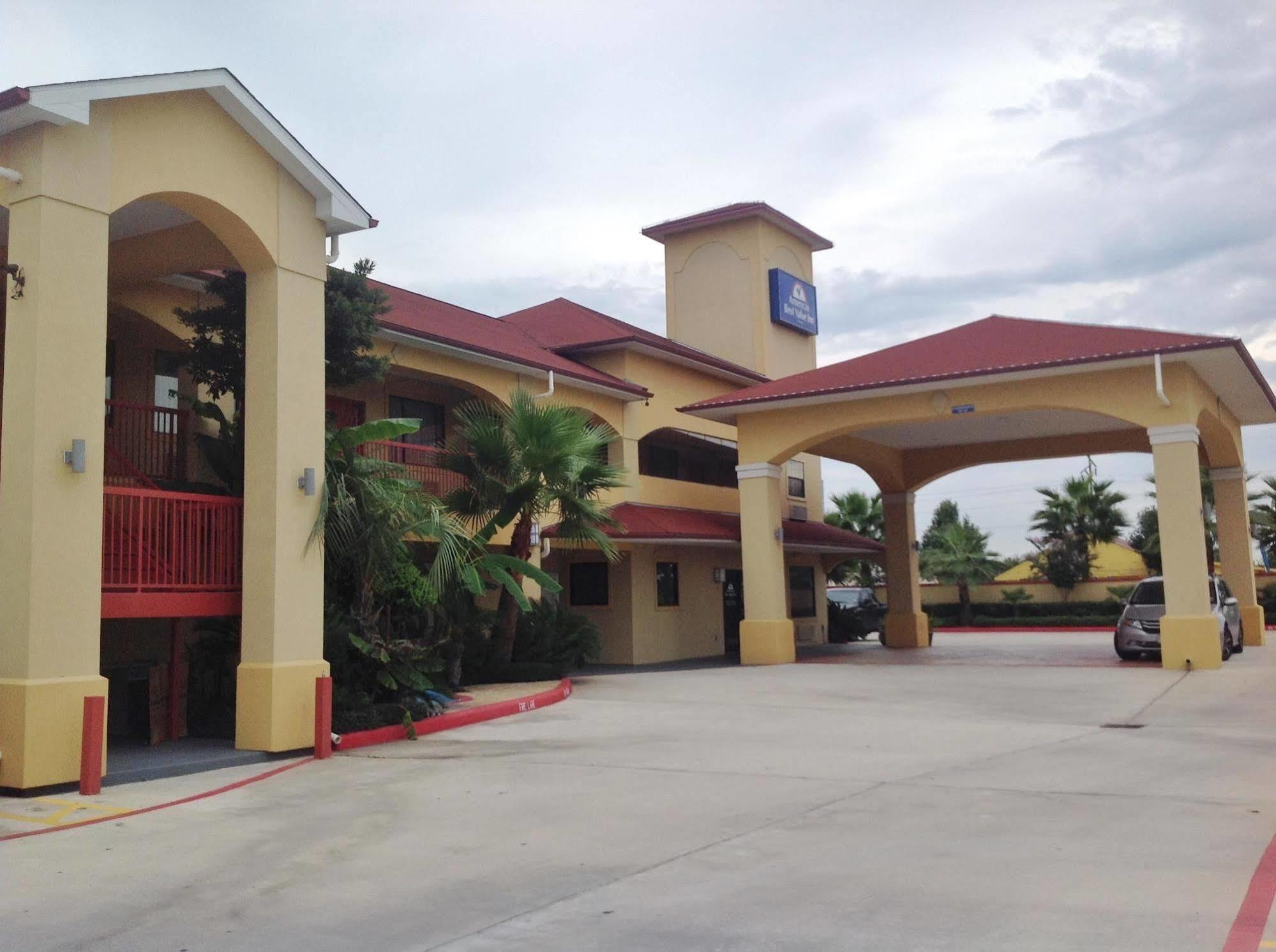 Americas Best Value Inn And Suites Houston / Tomball Parkway Exterior foto