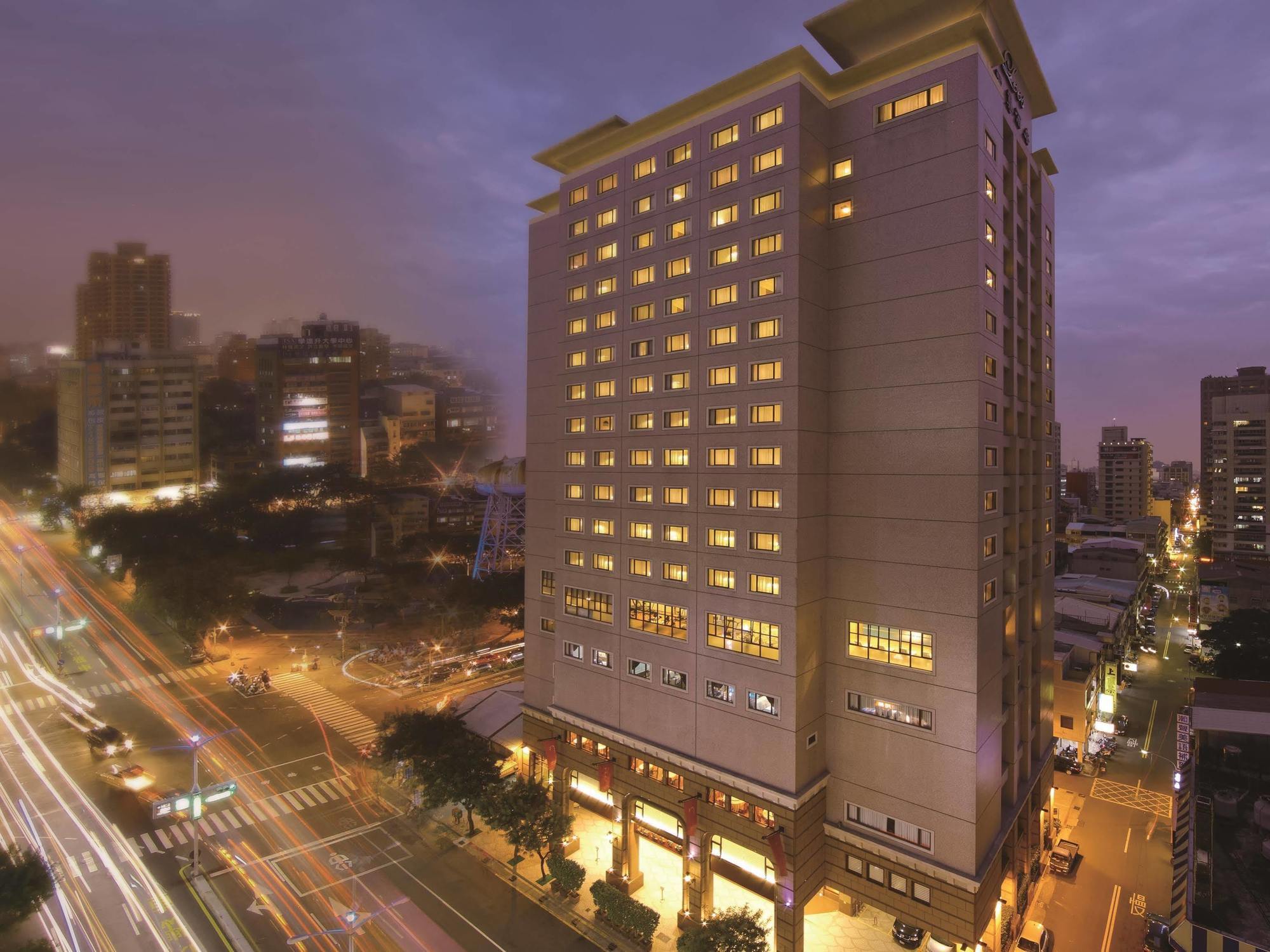 The Lees Hotel Kaohsiung Exterior foto