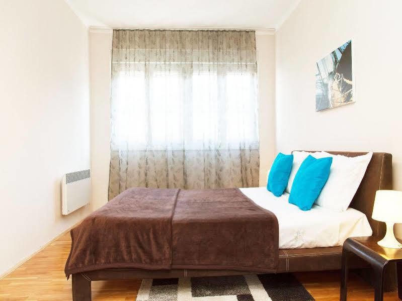 One Bedroom Apartment City Vibe Belgrado Exterior foto