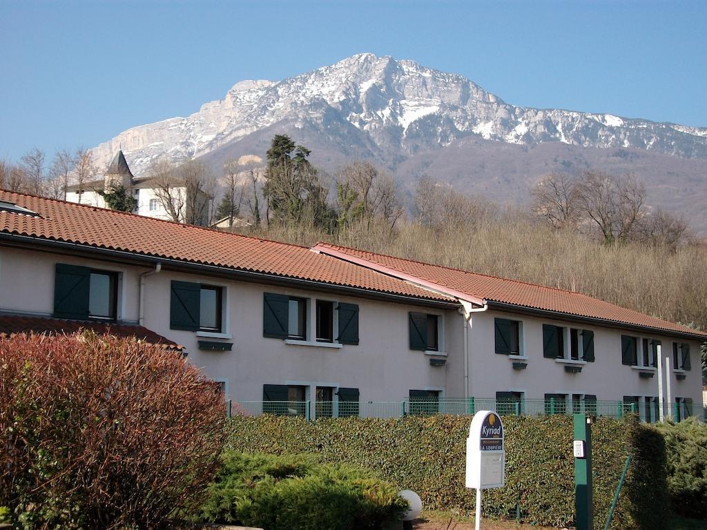 Kyriad Grenoble Sud - Seyssinet Exterior foto