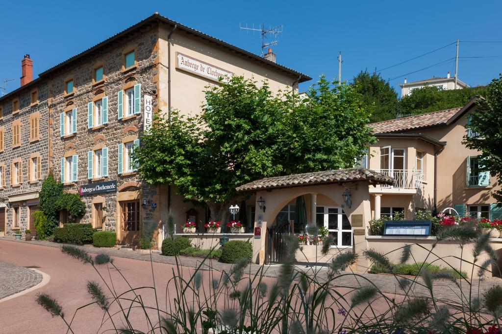 Auberge De Clochemerle, Spa Privatif & Restaurant Gastronomique Vaux-en-Beaujolais Exterior foto