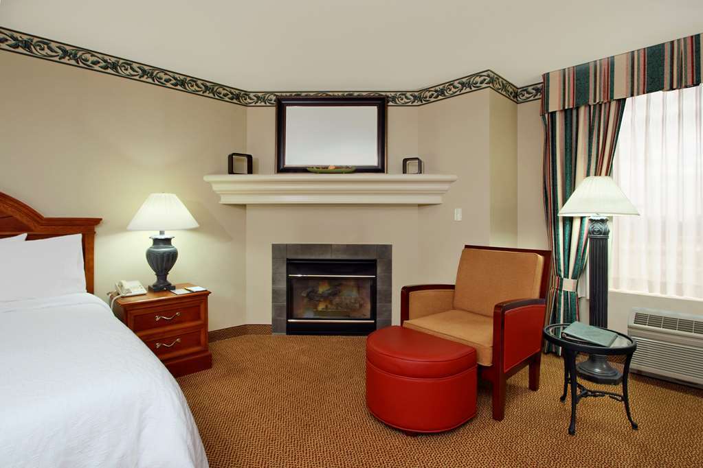 Hilton Garden Inn Saint Charles Quarto foto