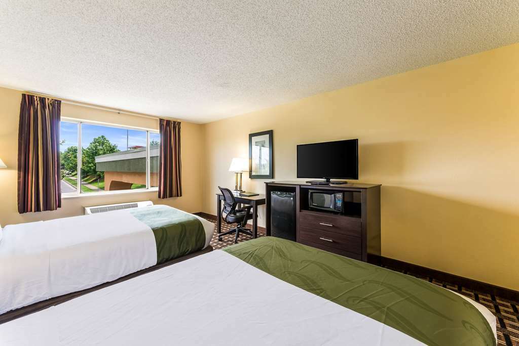 Quality Inn Huntersville Near Lake Norman Quarto foto