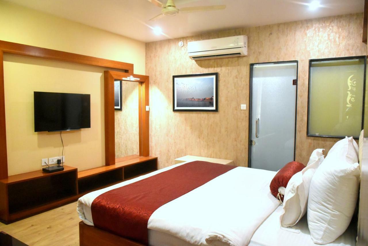 Hotel City Inn Varanasi Exterior foto