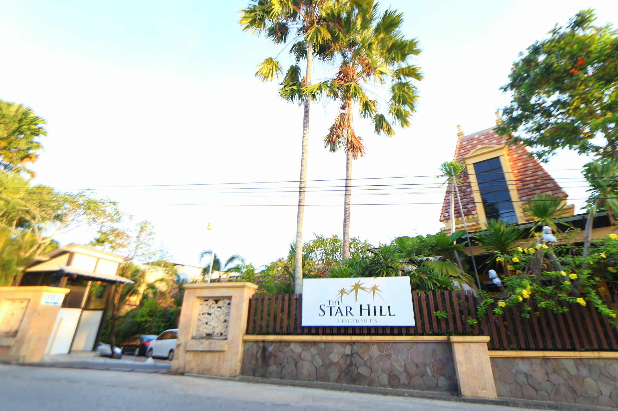 The Star Hill Boutique Hotel Balikpapan  Exterior foto