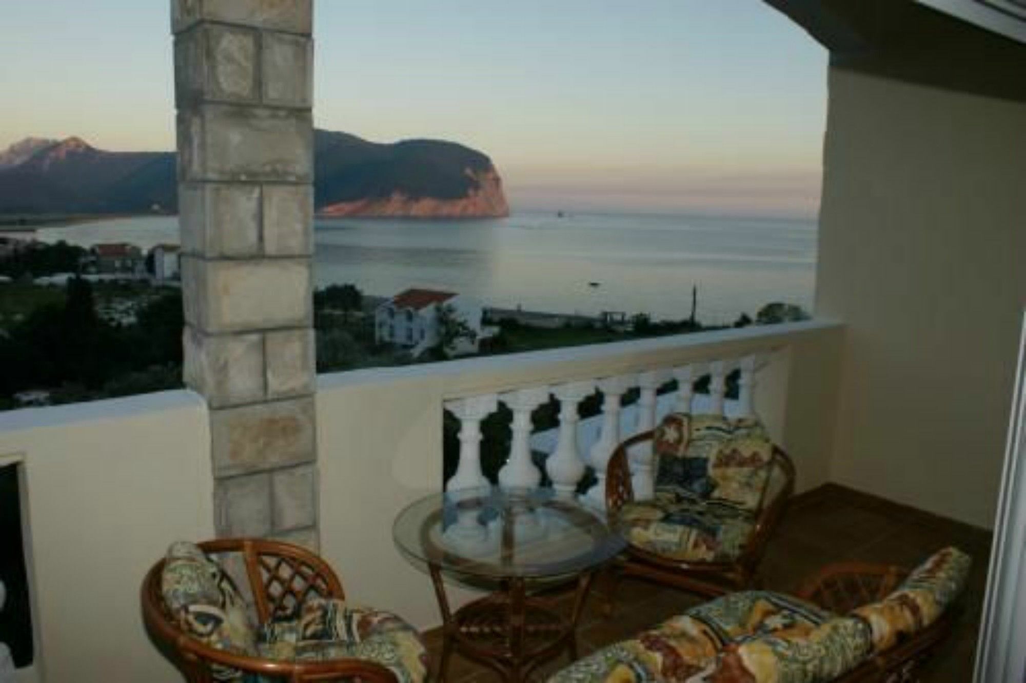 Castellamare Residence Petrovac Exterior foto