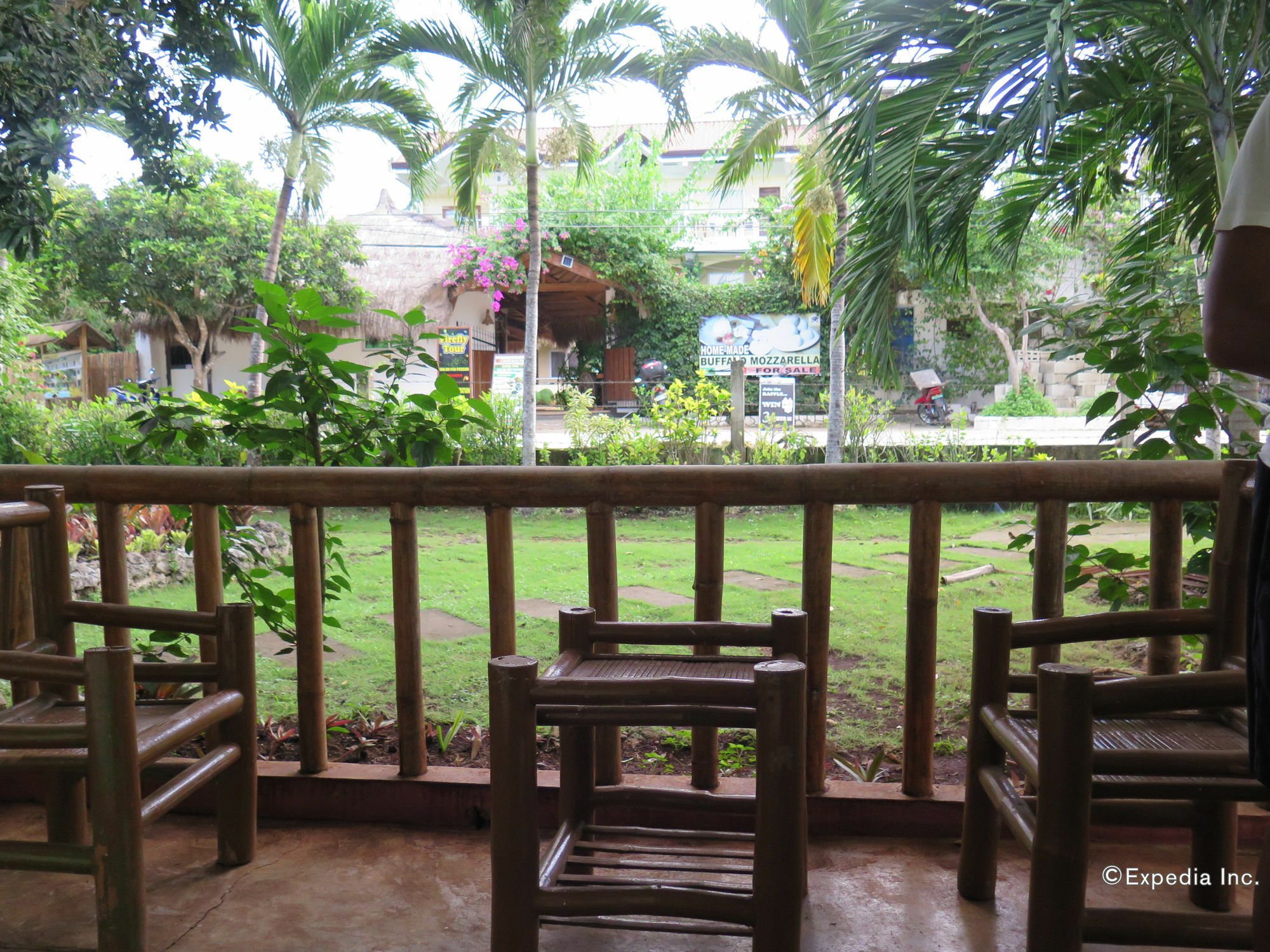 Casa Nova Garden Hotel Panglao City Exterior foto