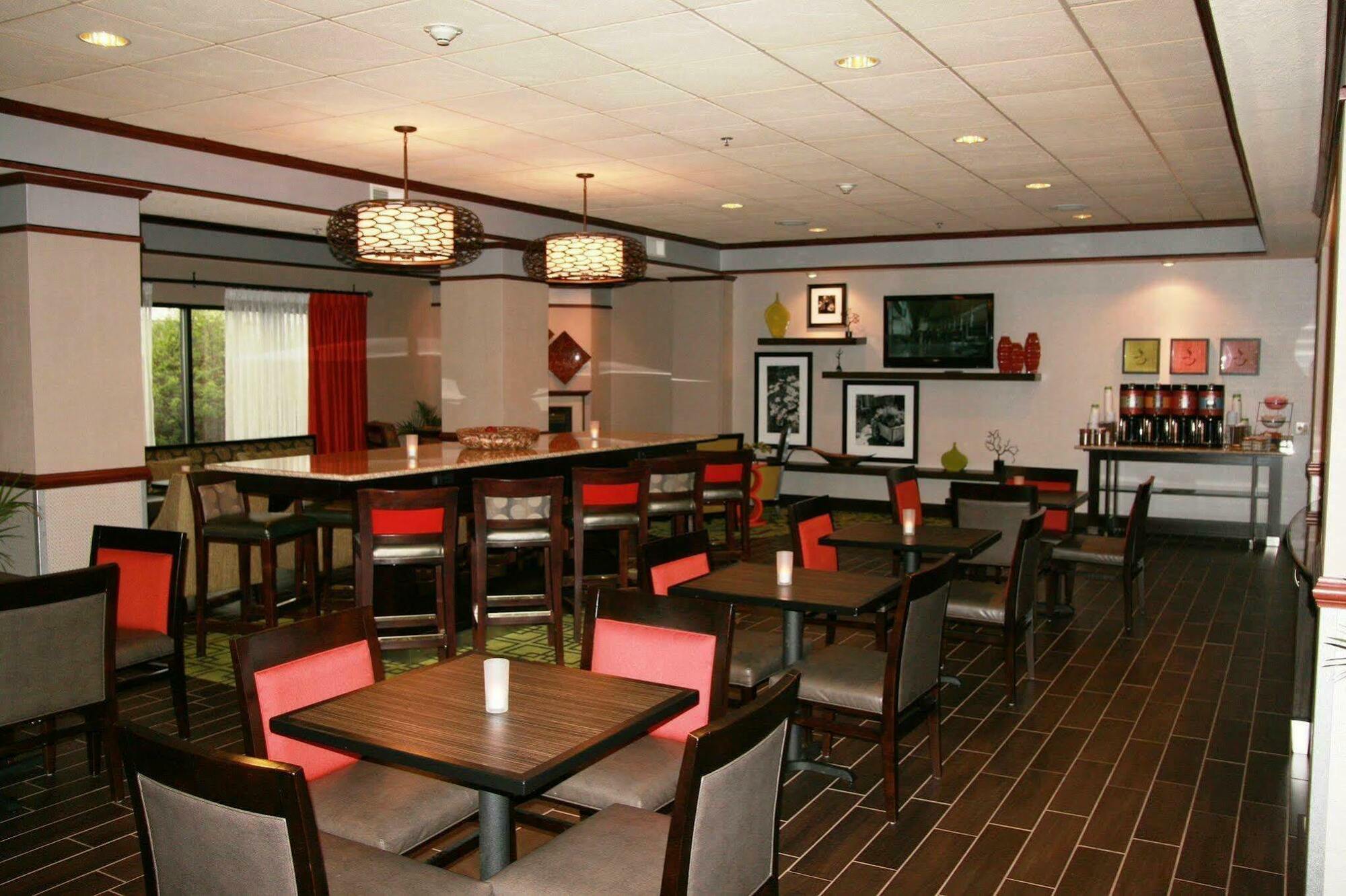 Hampton Inn Mount Pleasant Restaurante foto