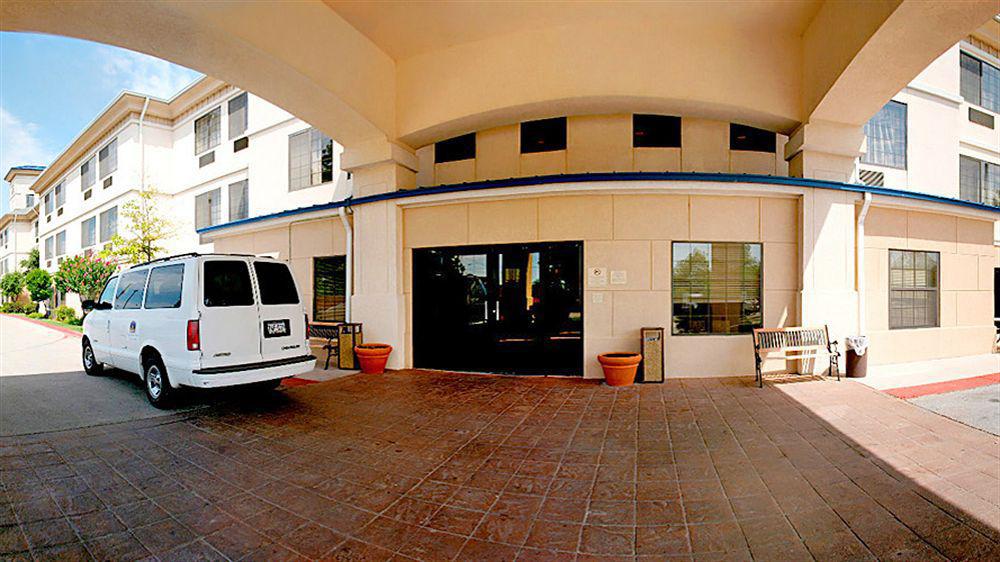 Quality Inn & Suites Austin Airport Exterior foto