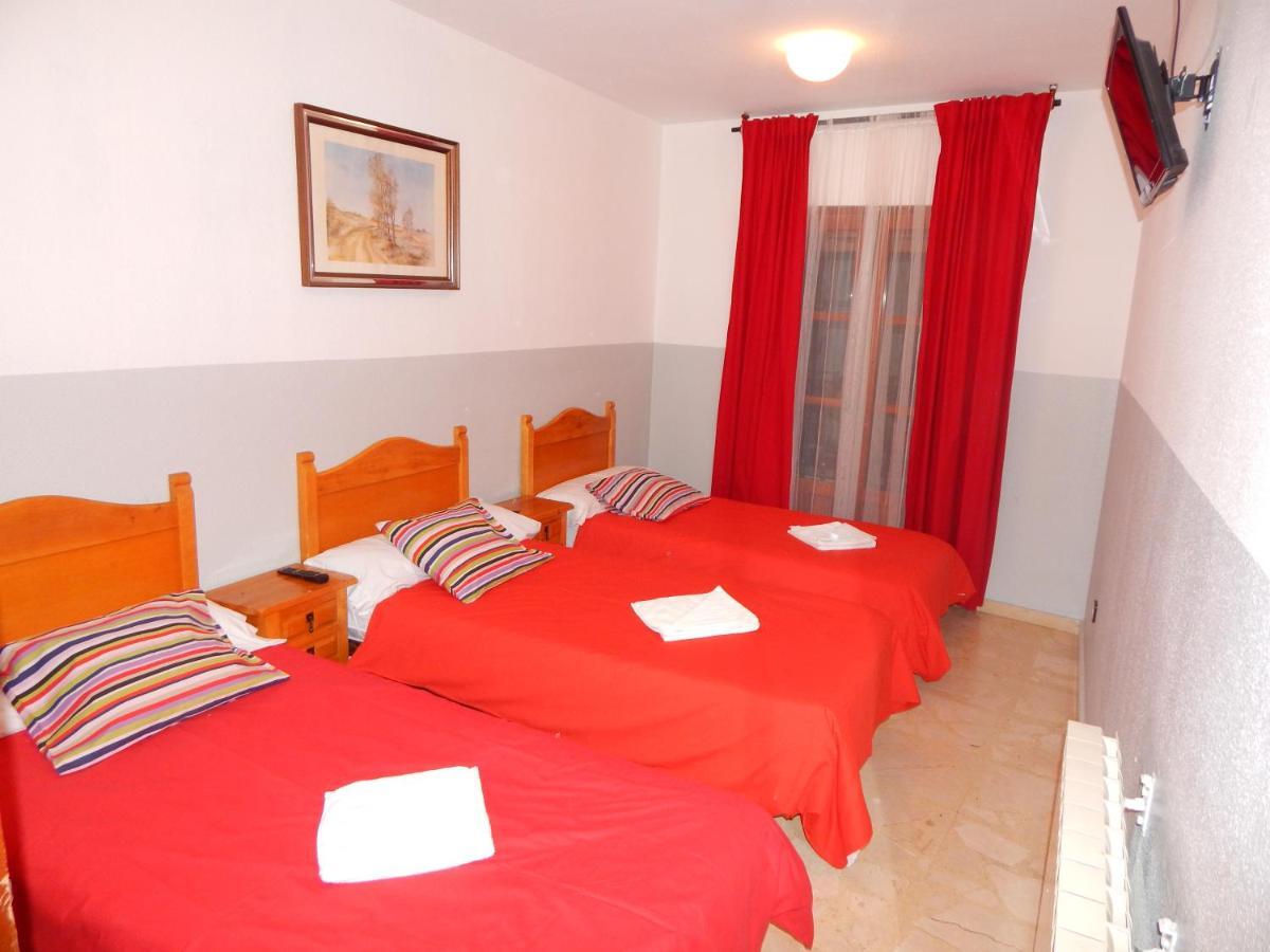 Hostal El Peine Torrejón de Ardoz Quarto foto