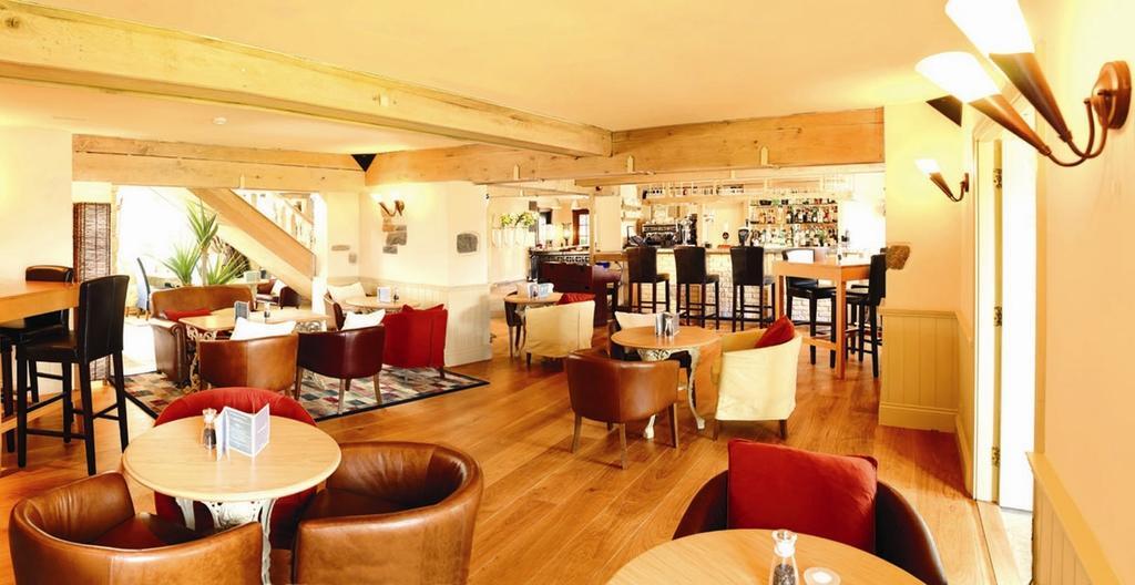 The Farmhouse Hotel And Restaurant Saint Saviour Interior foto