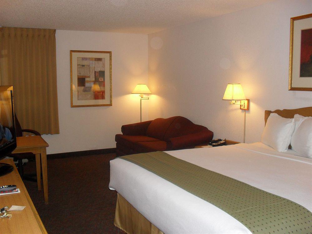 Holiday Inn Express Tallahassee, An Ihg Hotel Exterior foto