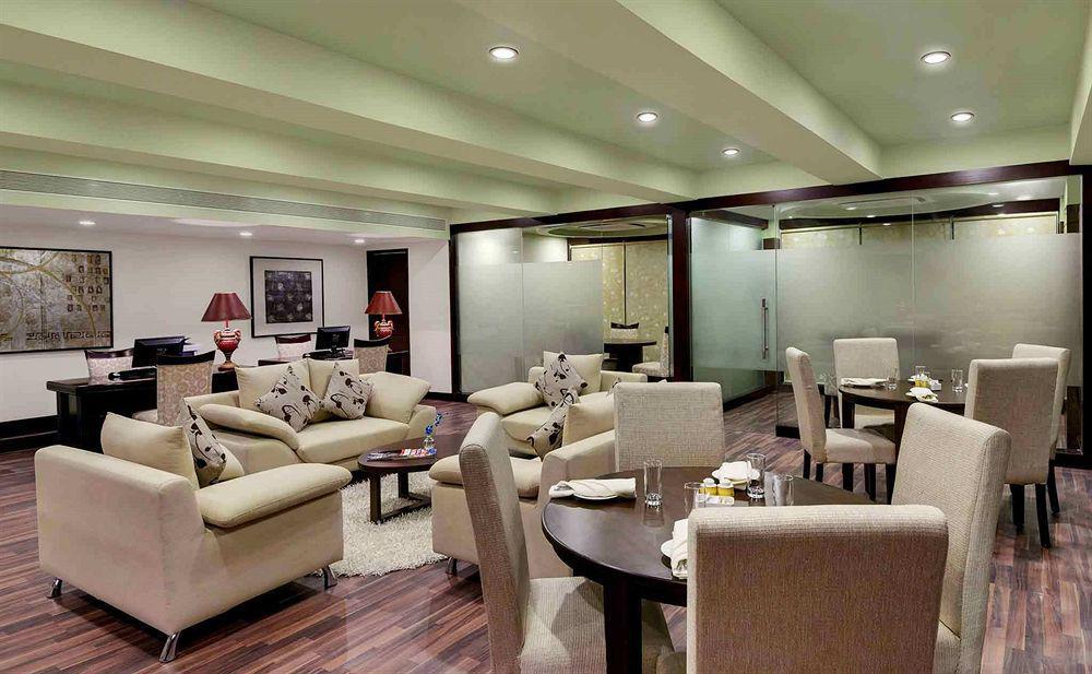 Royalton Hyderabad Abids Hotel Interior foto